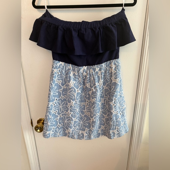 Lilly Pulitzer. Athens Tide Blue Hollar For a Dollar Eyelet Dress. Size Medium. - Picture 3 of 7